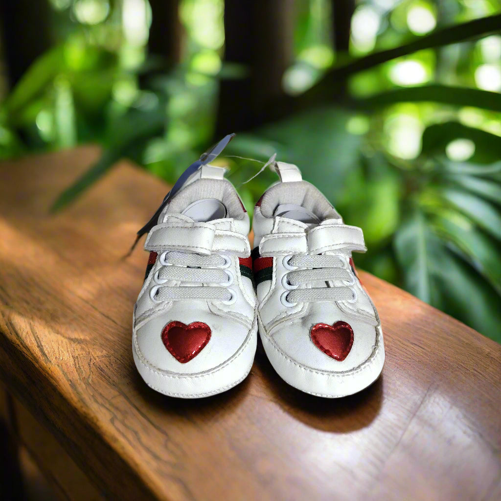 Baby pre walcker shoes from 0-12 month