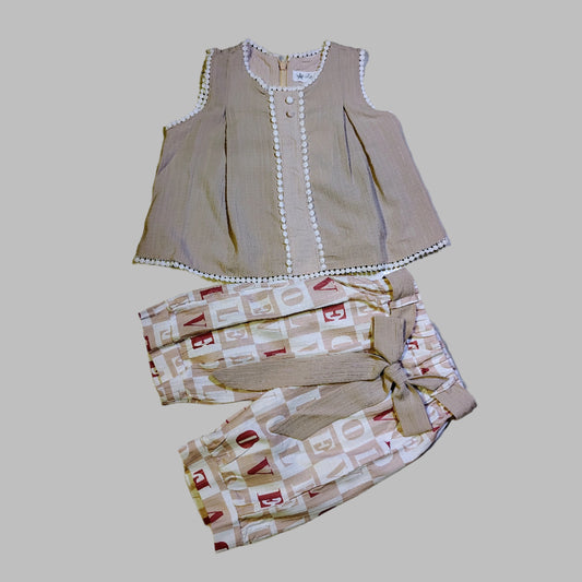 China IMp Girls set, sleeveless shirt with Trouser
