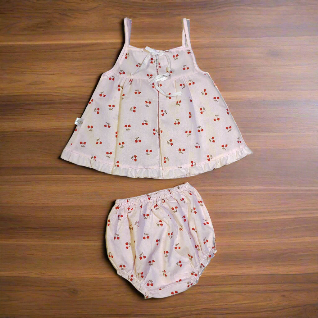 Baby girl dress. Made in Thailand